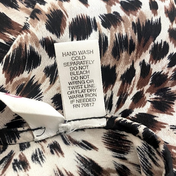 Victoria’s Secret 100% Silk Leopard Print Slip Dress Size L - Picture 5 of 5